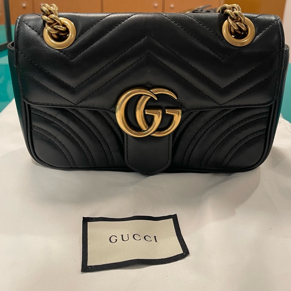 Gucci Marmont matelassé mini